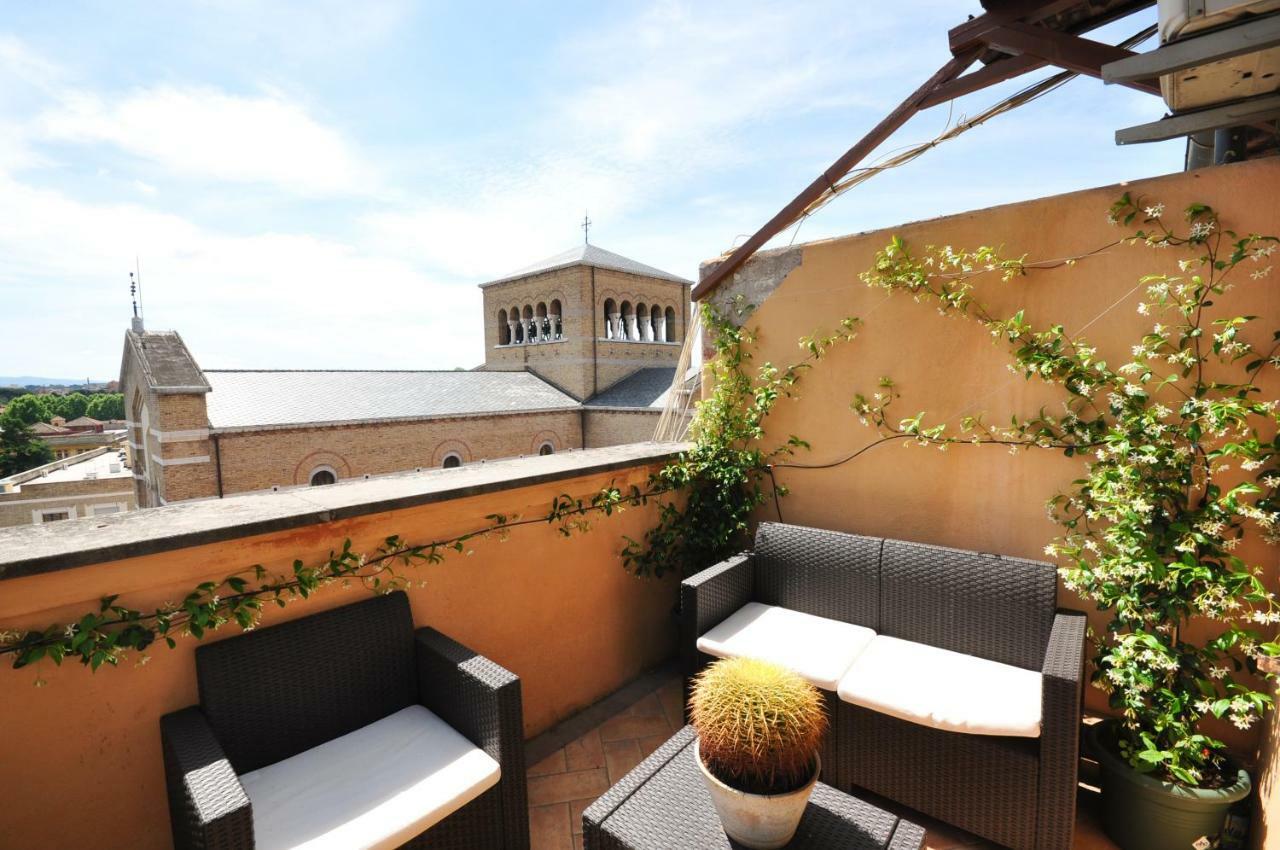 Penthouse With View Lägenhet Rom Exteriör bild
